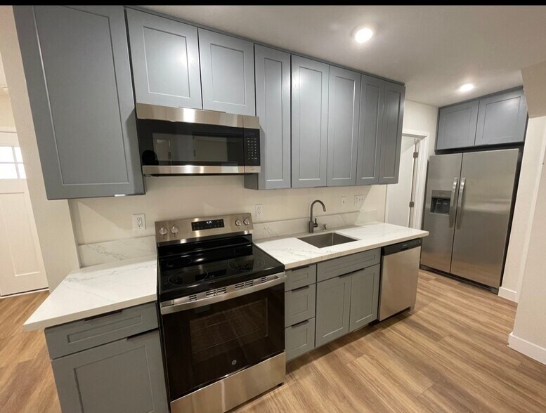 More Photos Of 3536 W Slauson Ave, Los Angeles Apartments For Lease