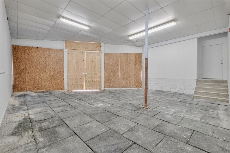 More Photos Of 90 Garth Rd, Scarsdale Unknown For Lease