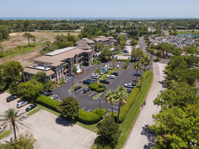 More Photos Of 2000 - 2310 Sawgrass Village Dr, Ponte Vedra Beach Office For Sale
