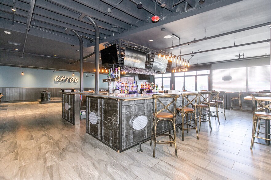 More Photos Of 4245 Austin Blvd, Island Park Restaurant For Sale