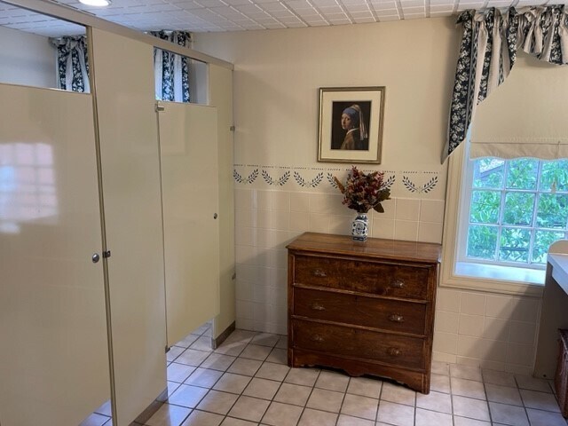 More Photos Of 222 Delaware St, New Castle Restaurant For Lease