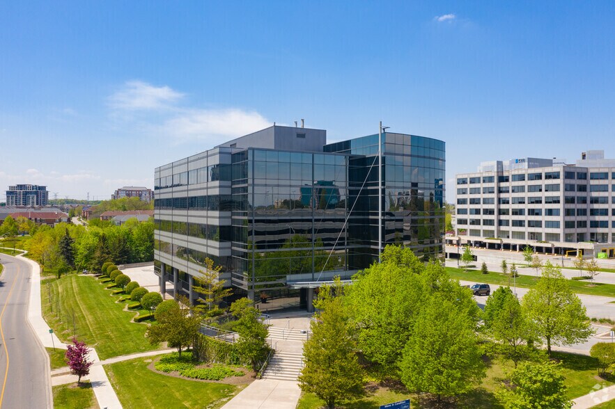 More Photos Of 165 Commerce Valley Dr W, Markham Office For Sale