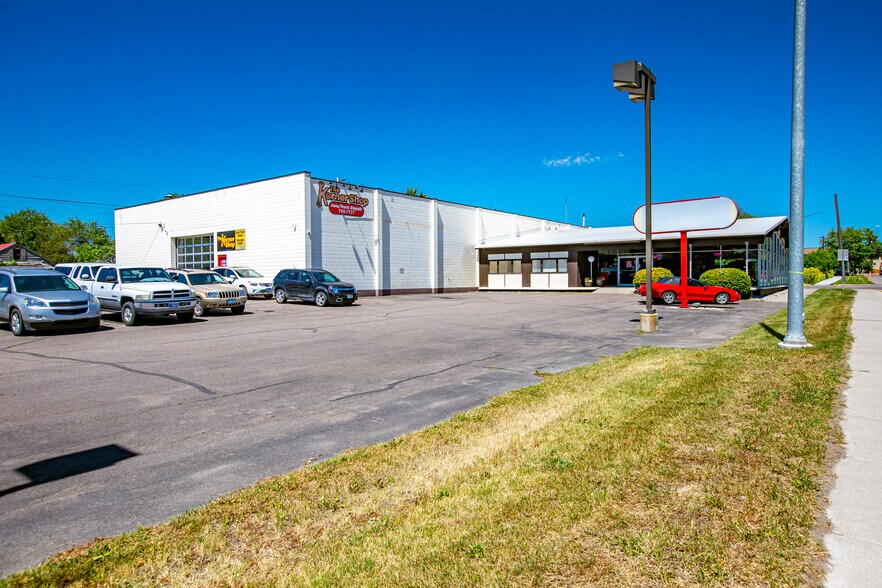 More Photos Of 1212 S Main St, Kalispell General Retail For Sale