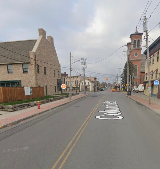 More Photos Of 609 Columbia St, Utica Freestanding For Lease