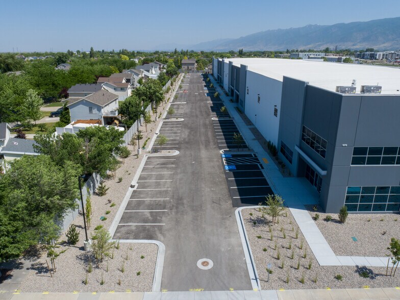 More Photos Of 1376 W 2600 S, Woods Cross Distribution For Sale