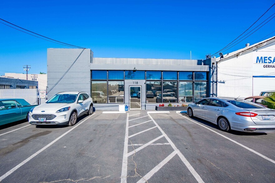 More Photos Of 110-118 E 16th St, Costa Mesa Industrial For Sale
