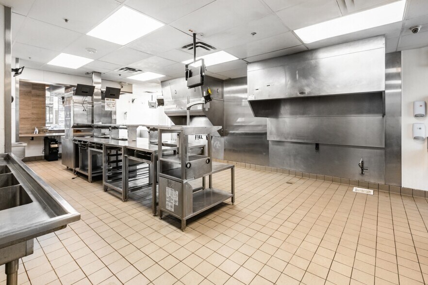 More Photos Of 191 E Gateway Dr, Heber City Fast Food For Sale