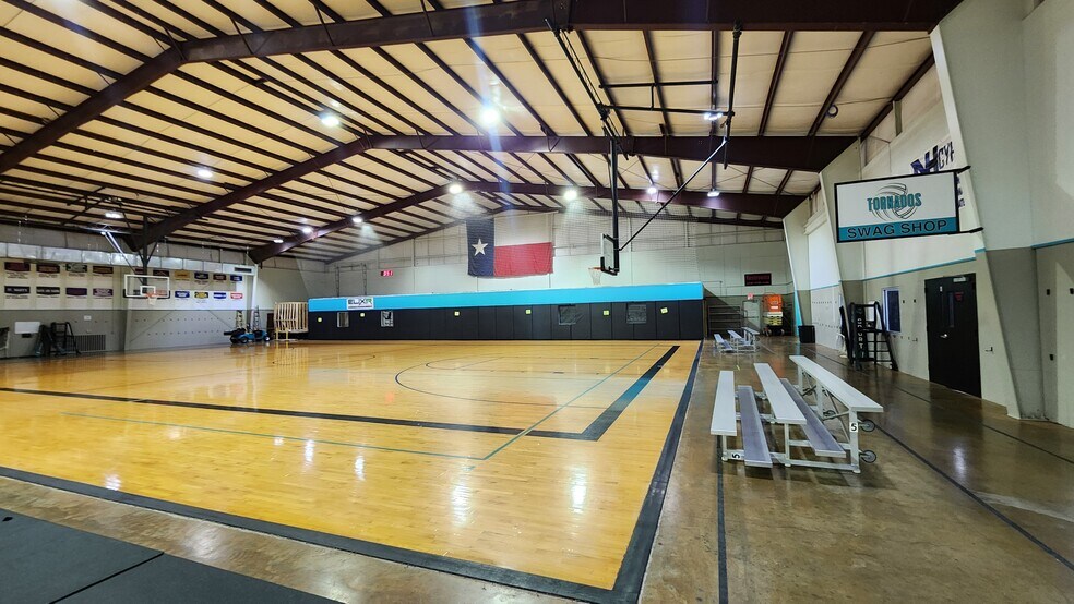 More Photos Of 8835 Wheat Cross Dr, Houston Freestanding For Lease