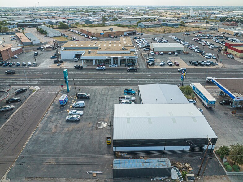 More Photos Of 3300 W Wall St, Midland Freestanding For Sale