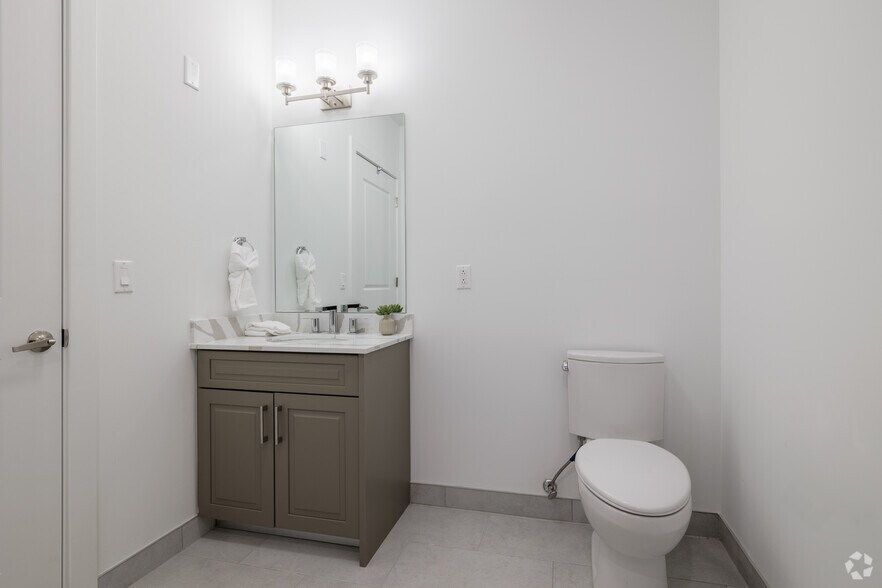 More Photos Of 110 Bergen Tpke, Little Ferry Apartments For Lease