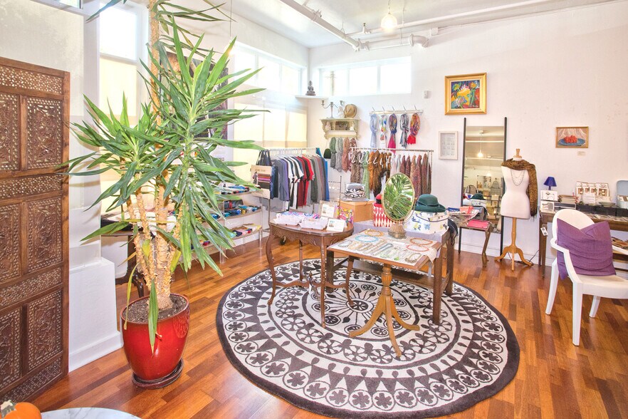 More Photos Of 7-9 Mariposa Ave, San Anselmo Storefront Retail Residential For Lease