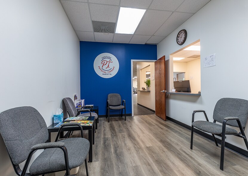 More Photos Of 335 Roselane St NW, Marietta Medical For Lease