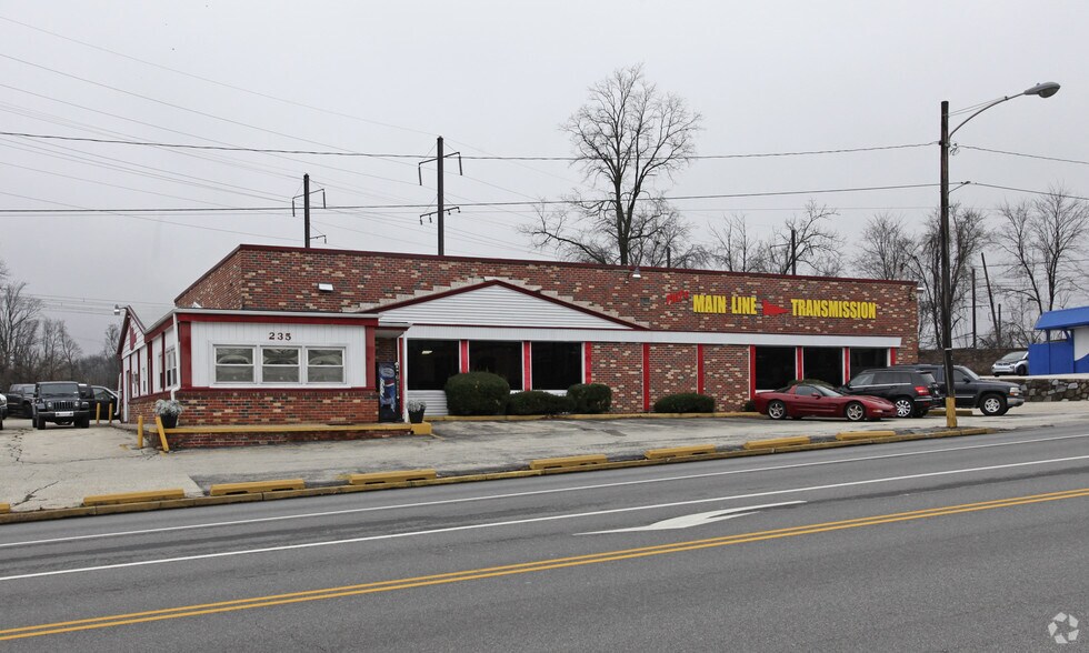 More Photos Of 235 W Lancaster Ave, Paoli Auto Repair For Sale