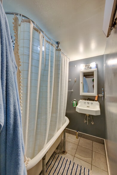 More Photos Of 512 S 2nd St W, Missoula Apartments For Sale