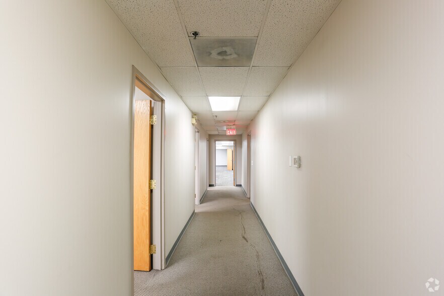 More Photos Of 1315 W 12th St, Kansas City Warehouse For Lease