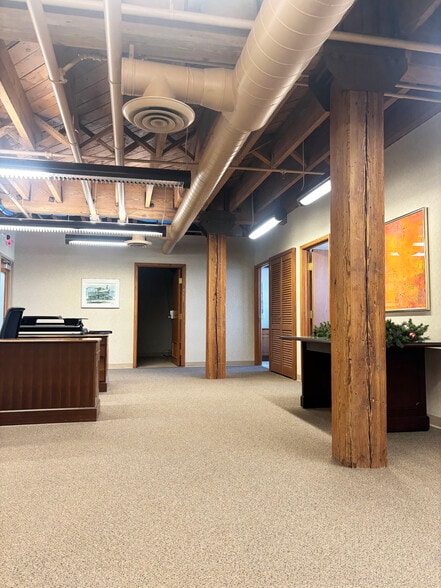 More Photos Of 100 Court Ave, Des Moines Office For Sale