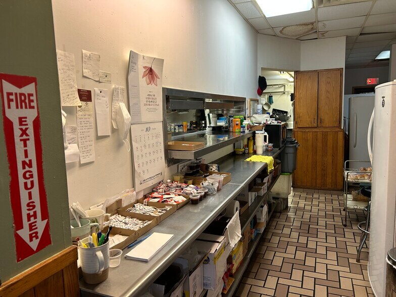 More Photos Of 495 N Goodman St, Rochester Storefront Retail Residential For Sale