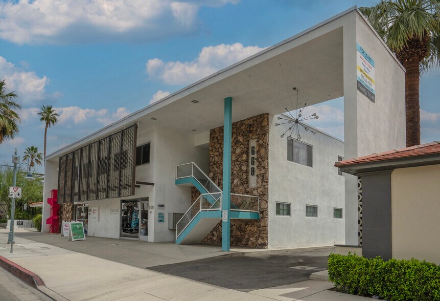 More Photos Of 664-668 N Palm Canyon Dr, Palm Springs Office For Sale