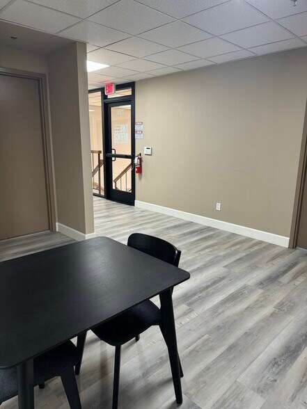 More Photos Of 4080 E Lake Mead Blvd, Las Vegas Coworking Space