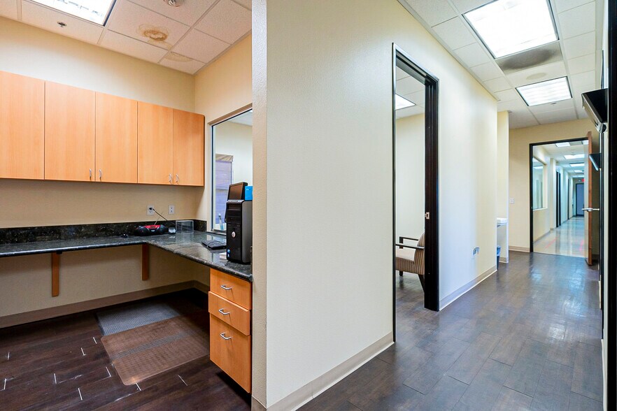 More Photos Of 7175 N Durango Dr, Las Vegas Medical For Lease