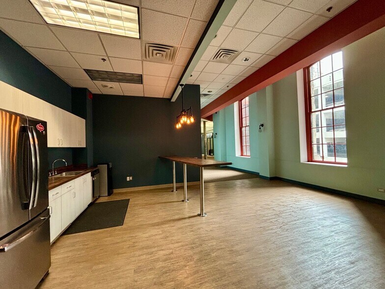 More Photos Of 718-720 Arch St, Philadelphia Office For Lease