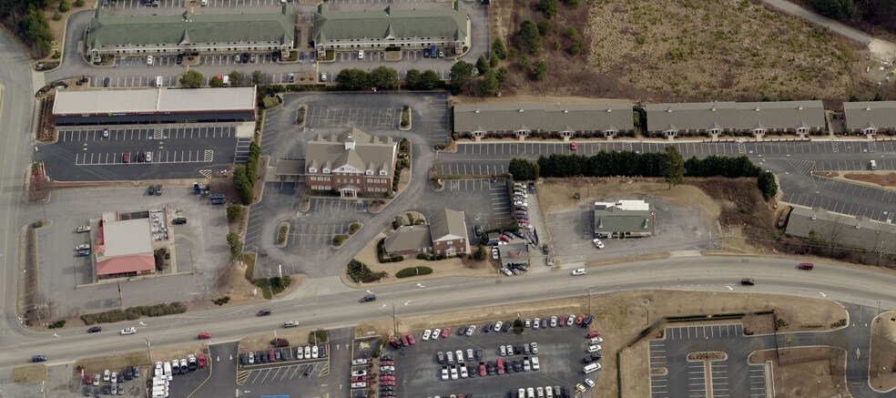 More Photos Of 100 Colony Park Dr, Cumming Bank For Lease