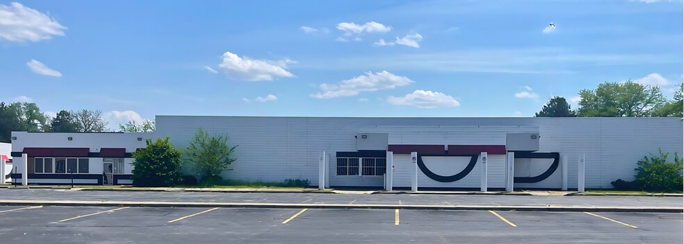 More Photos Of 12 E Bancroft St, Toledo Unknown For Lease