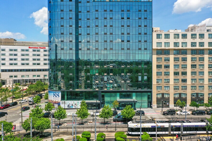 Primary Photo Of 88 Regent St, Jersey City Apartments For Lease