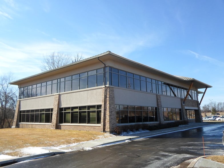 More Photos Of 12701 Metcalf Ave, Overland Park Office For Lease