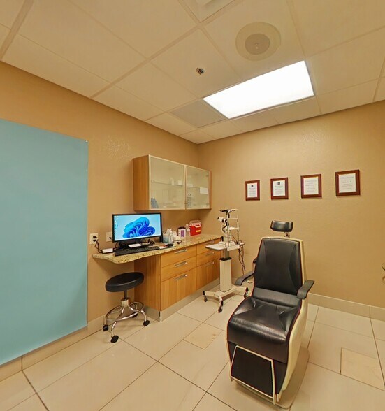 More Photos Of 1314 E Sonterra Blvd, San Antonio Medical For Sale