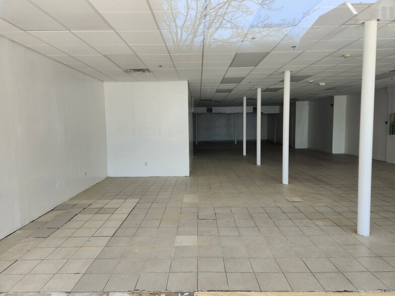 More Photos Of 125 Atwells Ave, Providence Storefront Retail Office For Lease