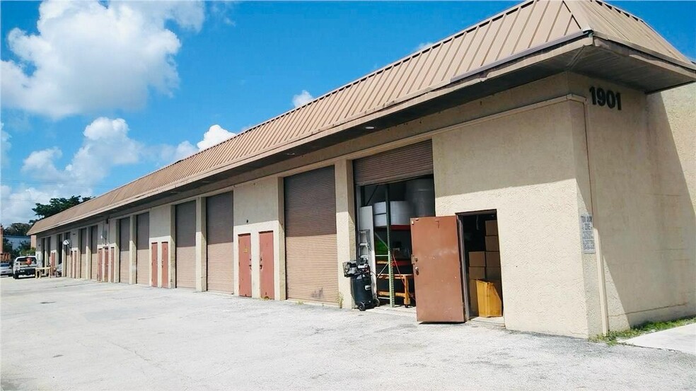 Primary Photo Of 1901 NW 32nd St, Pompano Beach Warehouse For Lease