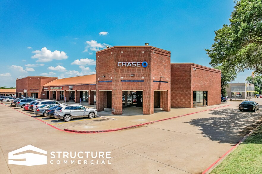 More Photos Of 2505-2525 E Arkansas Ln, Arlington Freestanding For Sale