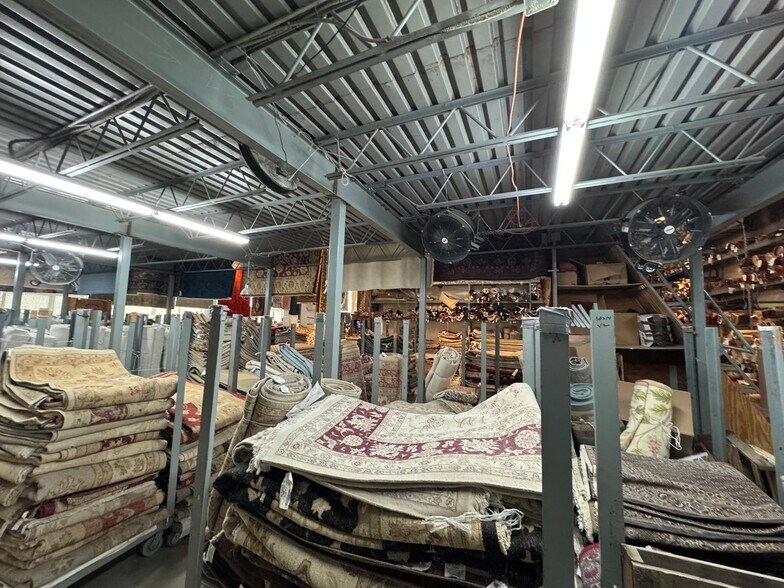 More Photos Of 2801 Biscayne Blvd, Miami Freestanding For Lease