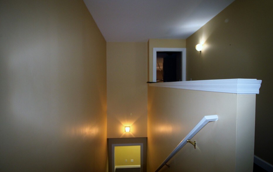 More Photos Of 10151-10171 Bergin Rd, Howell Flex For Lease
