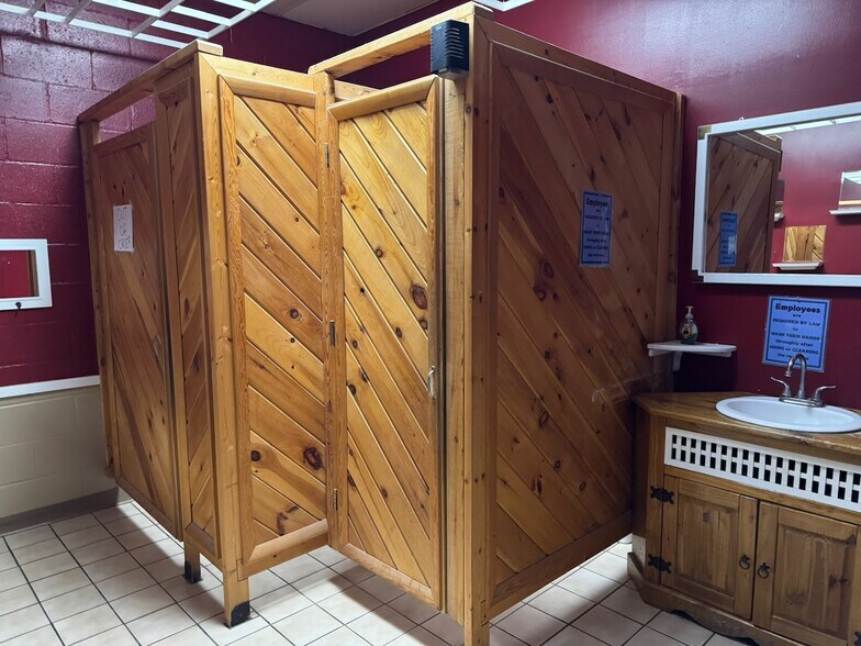 More Photos Of 68290 S Main St, Iron River General Retail For Sale