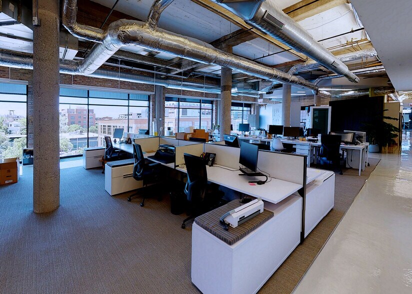 More Photos Of 1229 W Washington Blvd, Chicago Office For Lease