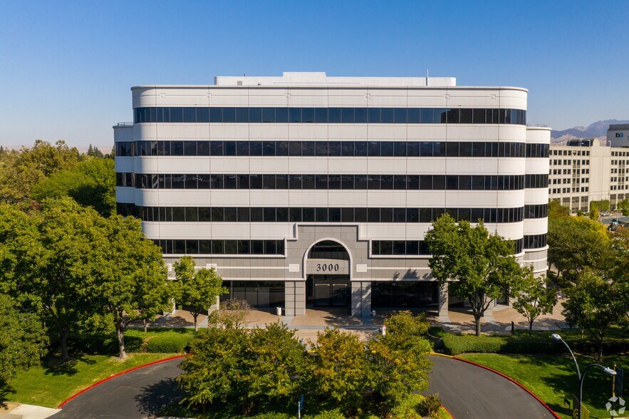 More Photos Of 3000 Oak Rd, Walnut Creek Office For Lease
