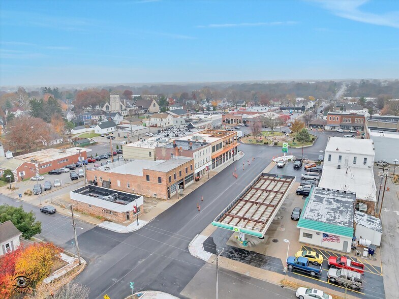 More Photos Of 140 Washington Sq, Washington General Retail For Sale