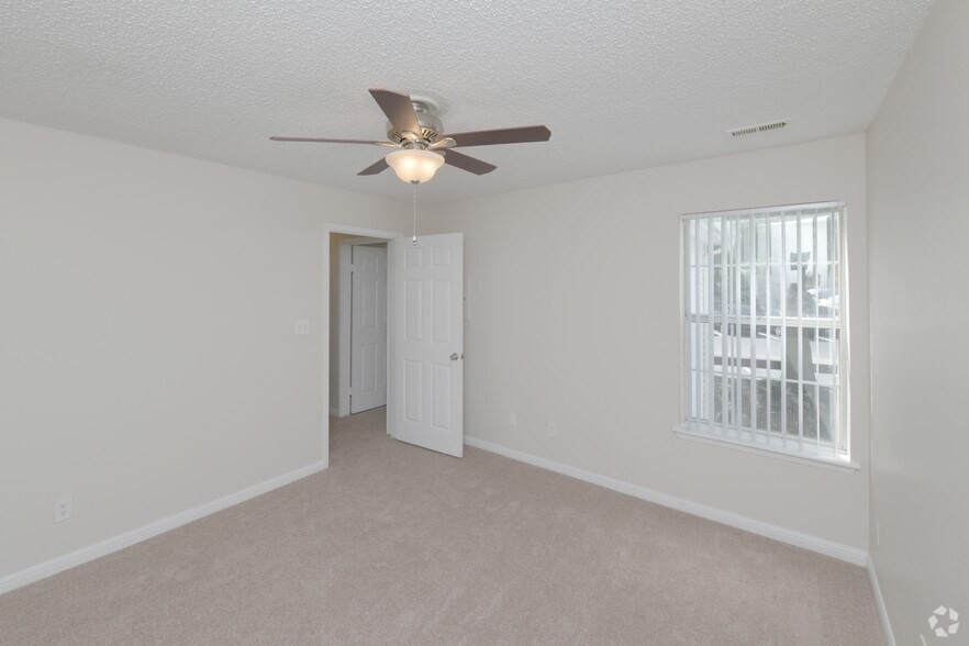 More Photos Of 100 Elena St, Cranston Apartments For Sale