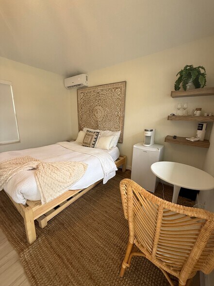 More Photos Of 2502 Tamarind Dr, Hutchinson Island Hotel For Sale