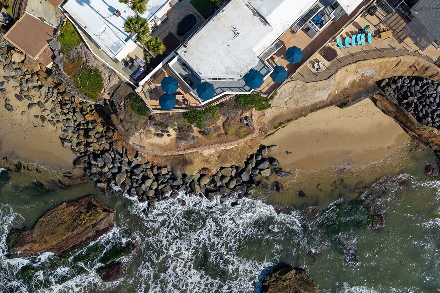 More Photos Of 1476-80 Pescadero Dr, San Diego Apartments For Sale