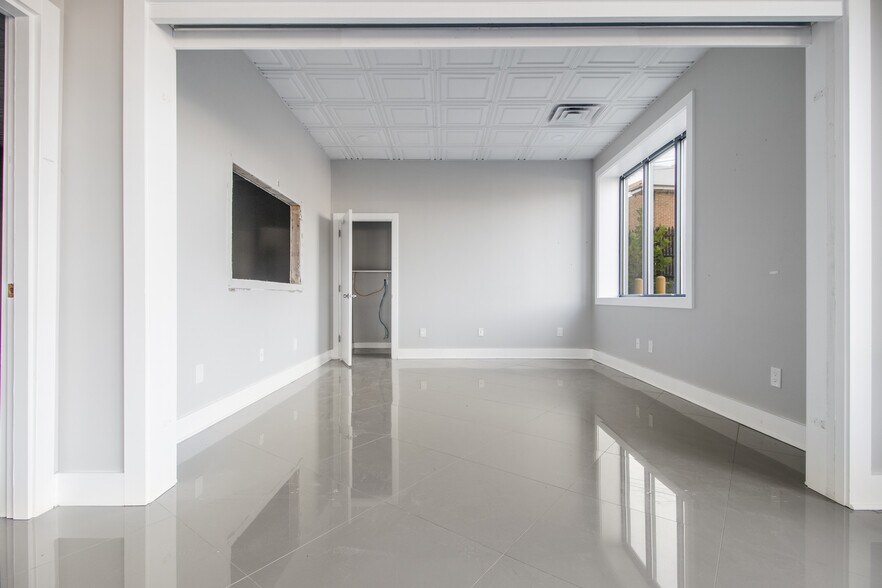 More Photos Of 3220 Blenheim Blvd, Fairfax General Retail For Lease