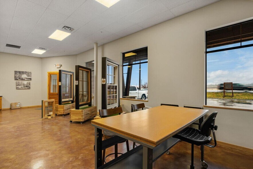 More Photos Of 81211 Gallatin Rd, Bozeman General Retail For Sale