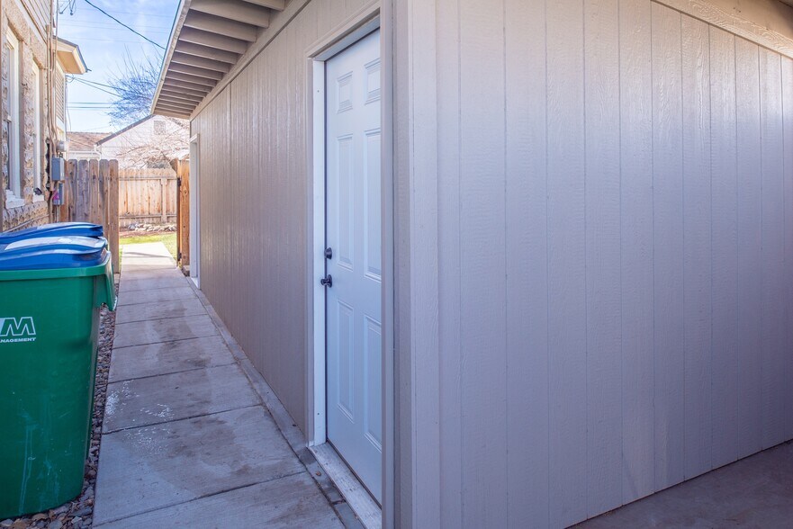 More Photos Of 629 Sinclair St, Reno Apartments For Sale