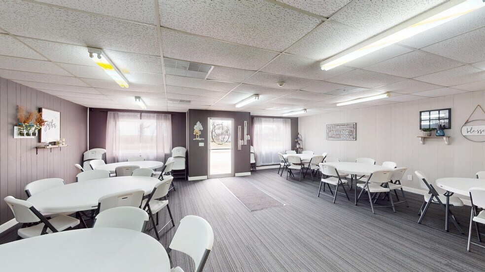 More Photos Of 707 Il Route 127, Greenville Flex For Sale