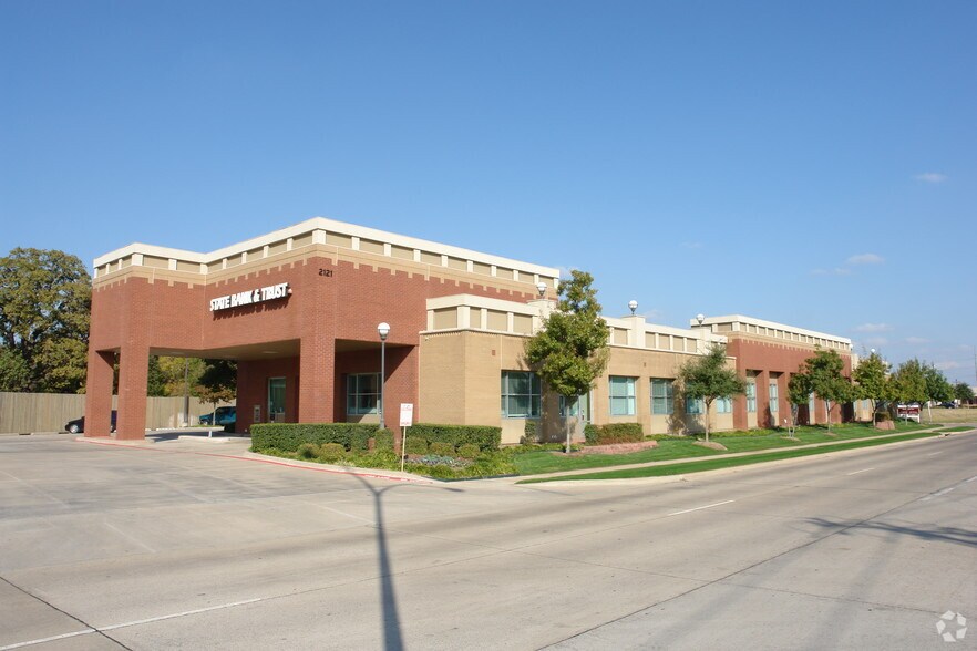 More Photos Of 2121 Avenue J, Arlington Office For Sale