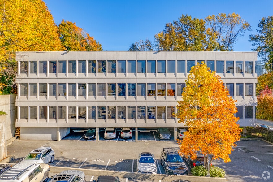 More Photos Of 545 Clyde Ave, West Vancouver Office For Lease