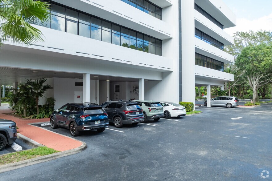 More Photos Of 1590 NW 10th Ave, Boca Raton Medical For Sale