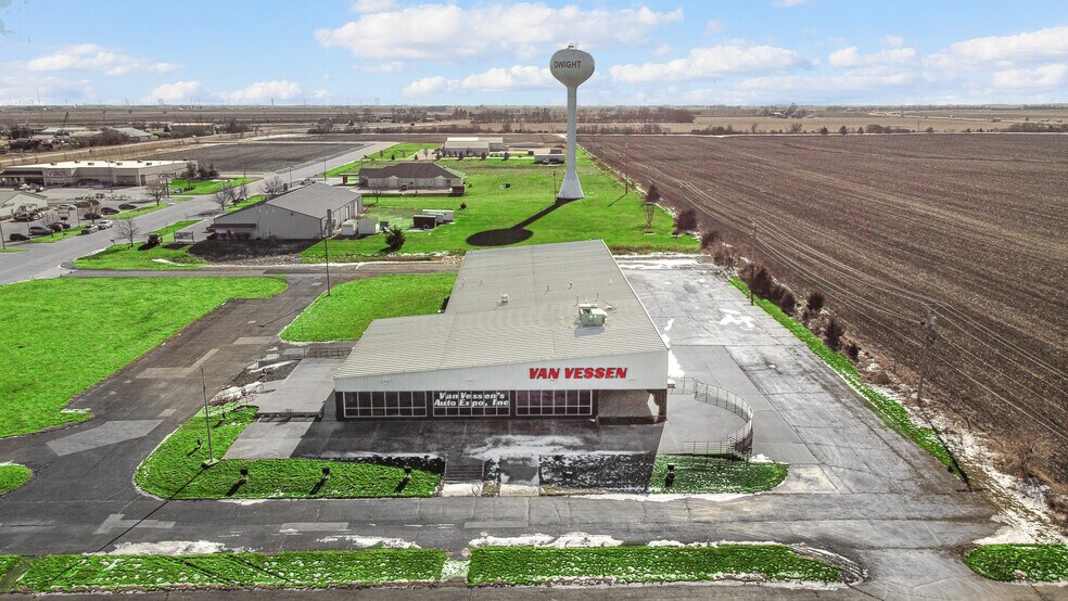 More Photos Of 101 Watters Dr, Dwight Auto Dealership For Sale